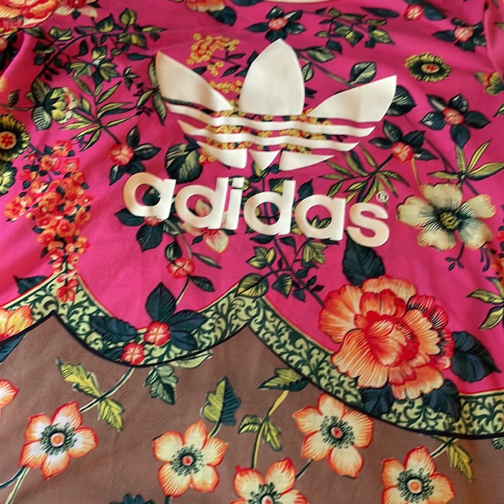 Adidas Tee - Picture 3 of 4
